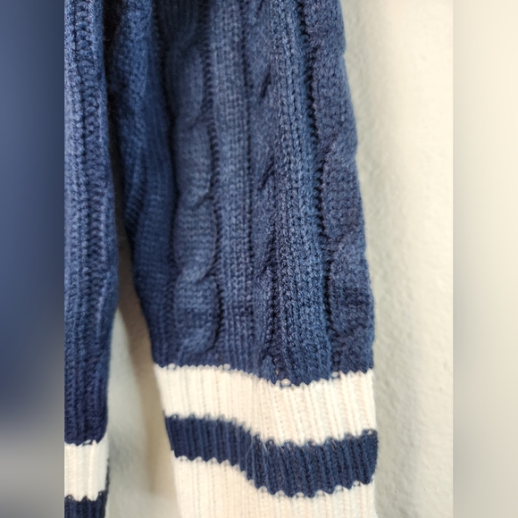 Jollycode Women's Cable Knit Sweater - Picture 3 of 5